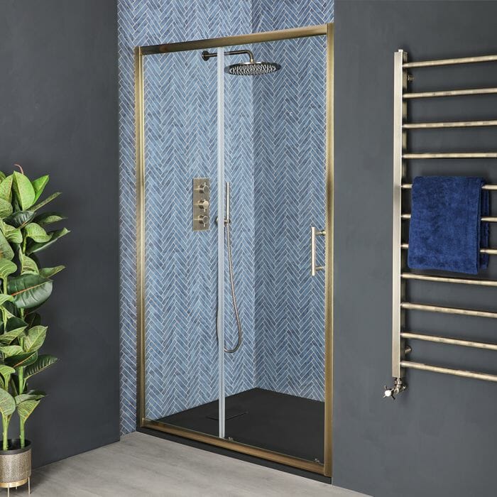 Porta Scorrevole con Piatto Doccia Effetto Ardesia - Ottone Antico - Alama