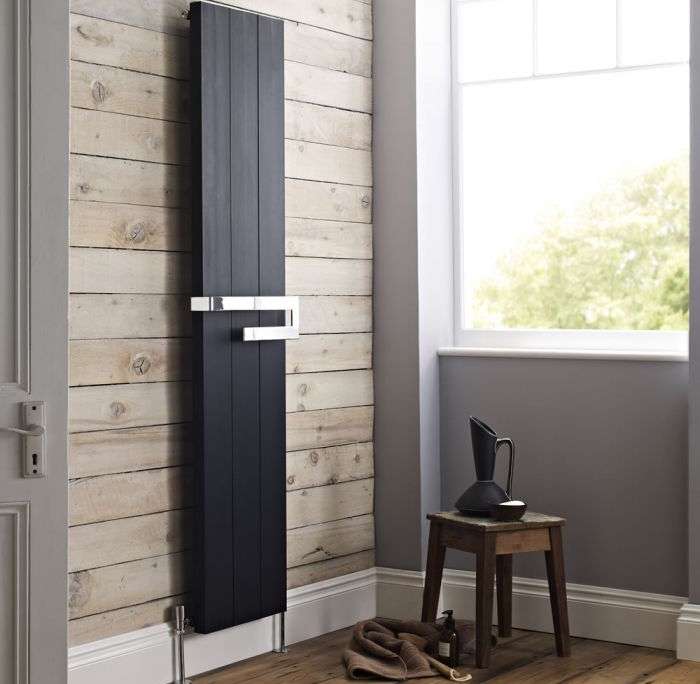 Radiador de Diseño Vertical con Barra Portatoallas - Negro - 1800mm x 370mm x 105mm - 1265 Vatios - Ceylon